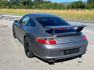 Porsche CARRERA