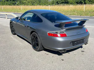 Porsche CARRERA