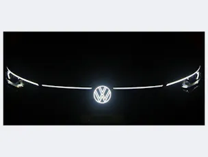 VW Golf VIII Variant 1.5 eTSI R-Line DSG