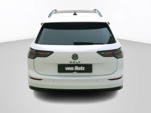 VW Golf VIII Variant 1.5 eTSI R-Line DSG