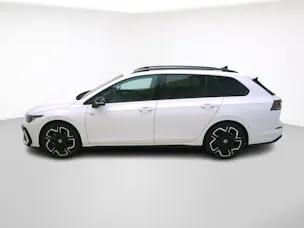 VW Golf VIII Variant 1.5 eTSI R-Line DSG