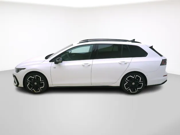 VW Golf VIII Variant 1.5 eTSI R-Line DSG