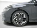VW Golf VIII Variant 1.5 eTSI R-Line DSG