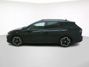 VW Golf VIII Variant 1.5 eTSI R-Line DSG