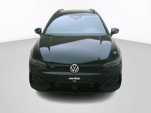 VW Golf VIII Variant 1.5 eTSI R-Line DSG