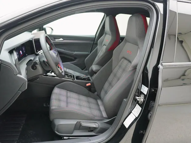 VW Golf VIII 2.0 TSI GTI DSG