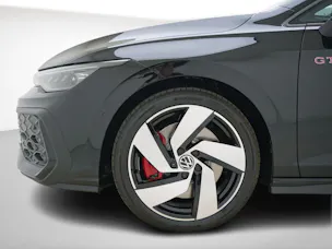 VW Golf VIII 2.0 TSI GTI DSG