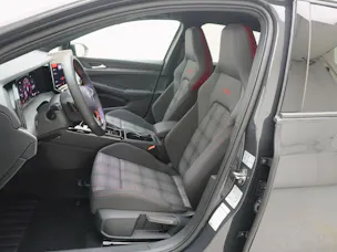 VW Golf VIII 2.0 TSI GTI DSG