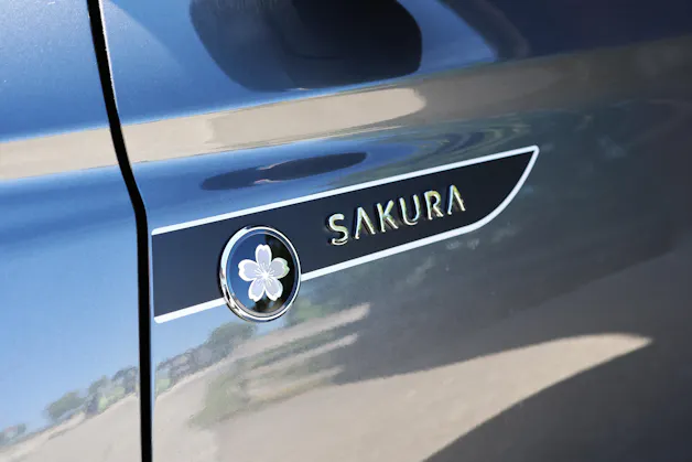 Suzuki Swift 1.2 Sakura Top Hybrid