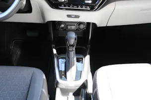 Suzuki Swift 1.2 Sakura Top Hybrid