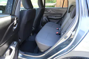 Suzuki Swift 1.2 Sakura Top Hybrid