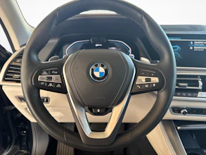 https://vehicle.imgix.net/4371980/40cea710-3997-421d-82db-38d192a958e7.jpg