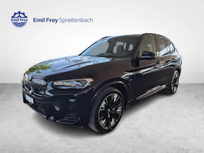 immagine del veicolo BMW iX3 E-Motor / ab 3,99% Leasing bei Abschluss einer Protect Autoversicherung