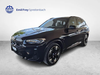 immagine del veicolo BMW iX3 E-Motor / ab 3,99% Leasing bei Abschluss einer Protect Autoversicherung immagine del veicolo BMW iX3 E-Motor / ab 3,99% Leasing bei Abschluss einer Protect Autoversicherung