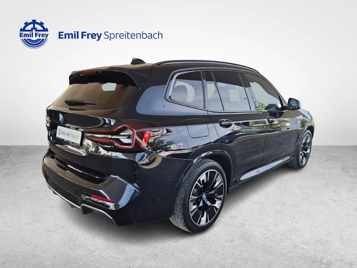 image du véhicule BMW iX3