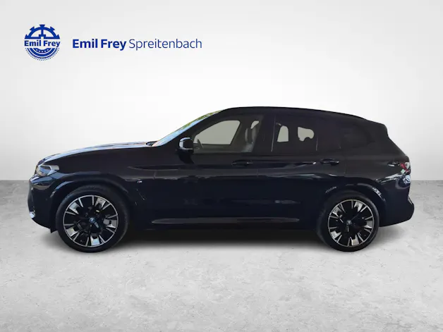 BMW iX3 E-Motor / ab 3,99% Leasing bei Abschluss einer Protect Autoversicherung