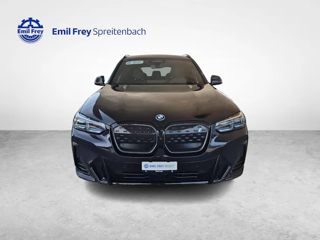 BMW iX3 E-Motor / ab 3,99% Leasing bei Abschluss einer Protect Autoversicherung
