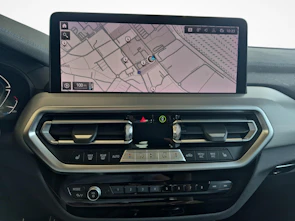 immagine del veicolo BMW iX3 E-Motor / ab 3,99% Leasing bei Abschluss einer Protect Autoversicherung