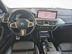 immagine del veicolo BMW iX3 E-Motor / ab 3,99% Leasing bei Abschluss einer Protect Autoversicherung