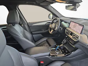 BMW iX3 E-Motor / ab 3,99% Leasing bei Abschluss einer Protect Autoversicherung