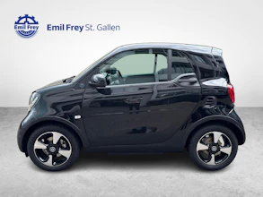 https://vehicle.imgix.net/4371985/aac37f8f-9e50-4a69-9146-d230e38d6b01.jpg