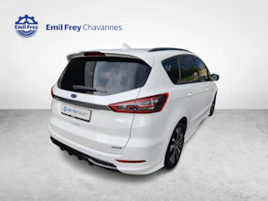 https://vehicle.imgix.net/4371986/c4032059-416f-4594-ad9a-3d9dcdfc7c90.jpg