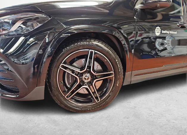 Mercedes-Benz GLA 250 4MATIC Swiss Star AMG Line