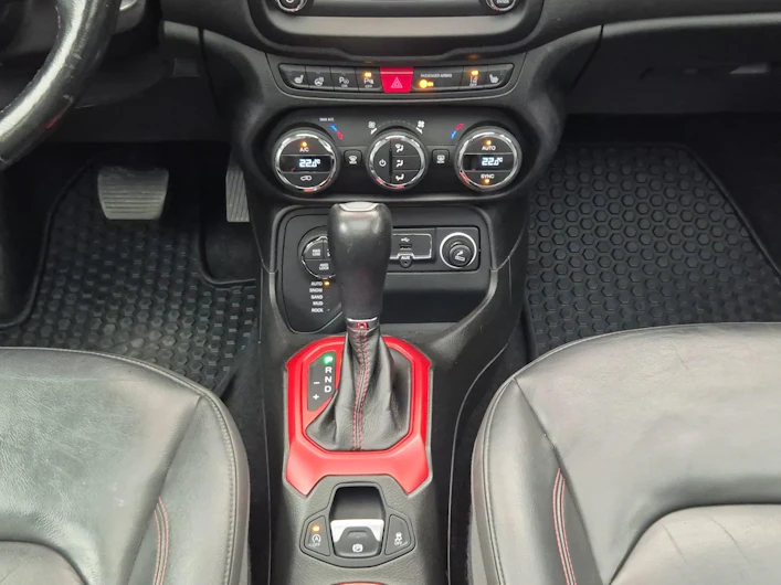 Fahrzeugbild JEEP RENEGADE