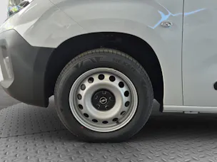 Opel Combo Cargo 2.4 t XL 1.5 D S/S