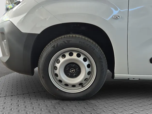 Opel Combo Cargo 2.4 t XL 1.5 D S/S