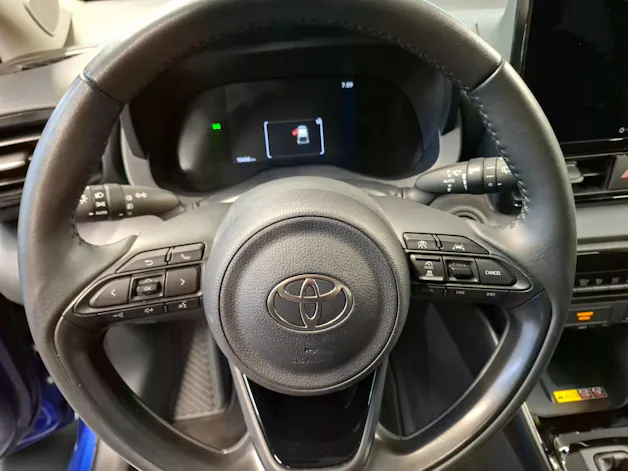 Toyota Yaris 1.5 VVT-i HSD Trend