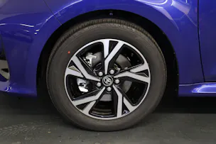 Toyota Yaris 1.5 VVT-i HSD Trend
