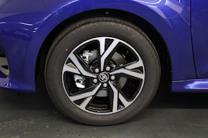 image du véhicule TOYOTA Yaris 1.5 VVT-i HSD Trend