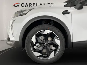 Renault Captur 1.8 E-Tech techno