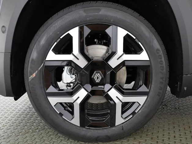 Renault R4 E-Tech Comfort Range techno