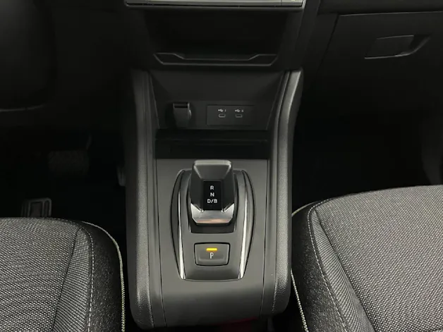 Renault Captur 1.8 E-Tech techno