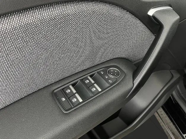 Renault Captur 1.8 E-Tech techno