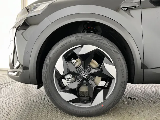 Renault Captur 1.8 E-Tech techno