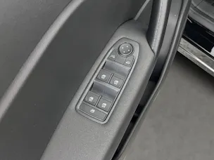 Renault Captur 1.8 E-Tech evolution