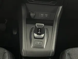 Renault Captur 1.8 E-Tech evolution