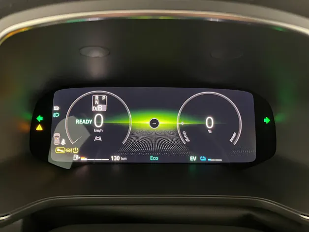 Renault Captur 1.8 E-Tech evolution