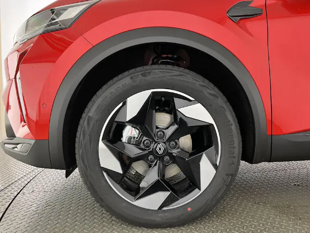 Renault Captur 1.8 E-Tech techno