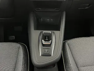 Renault Captur 1.8 E-Tech techno