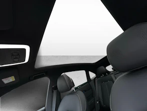 https://vehicle.imgix.net/4372192/b8b2d056-6302-4c4b-bc9b-bbf6c0c3705a.jpg