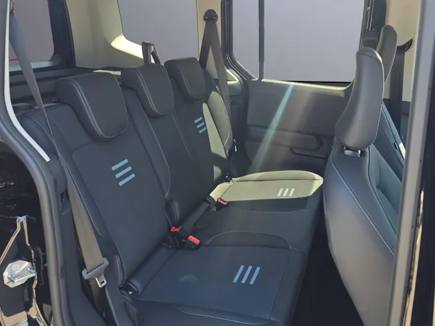 FORD E-Tourneo Courier Active