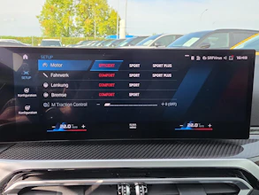 https://vehicle.imgix.net/4372222/278314b4-d387-4152-96da-438de2315a82.jpg