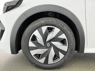 Renault Clio 1.8 E-Tech evolution