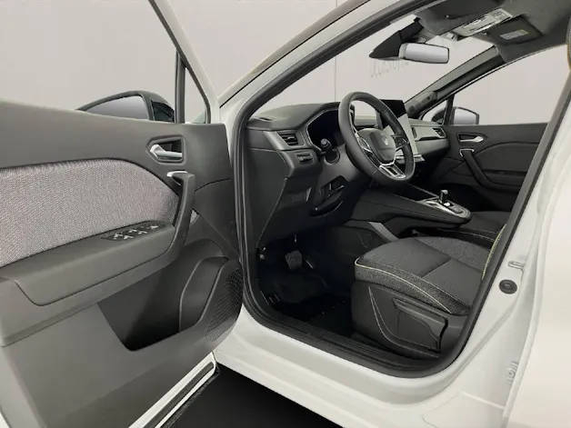 Renault Captur 1.8 E-Tech techno