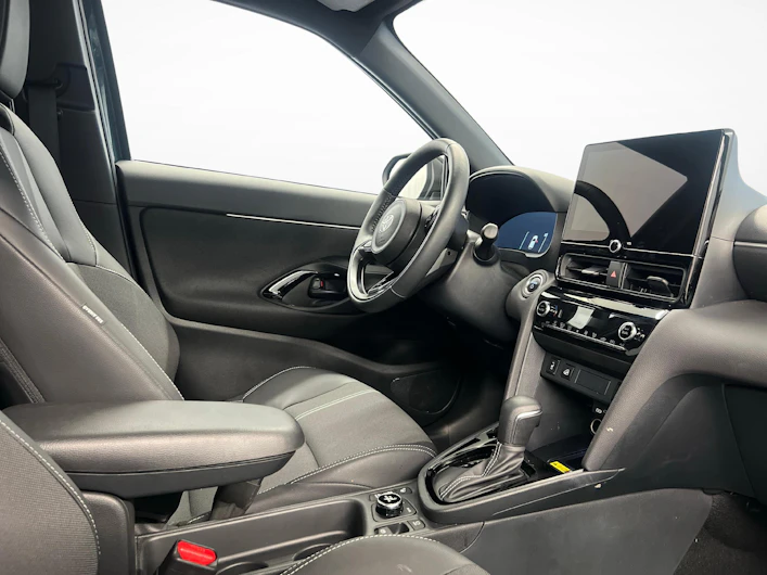 Fahrzeugbild TOYOTA YARIS CROSS