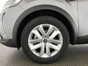 Renault Captur 1.8 E-Tech evolution